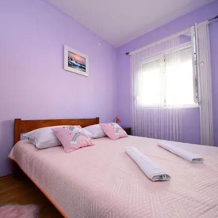 Ana By Interhome Casa de Férias Maslenica