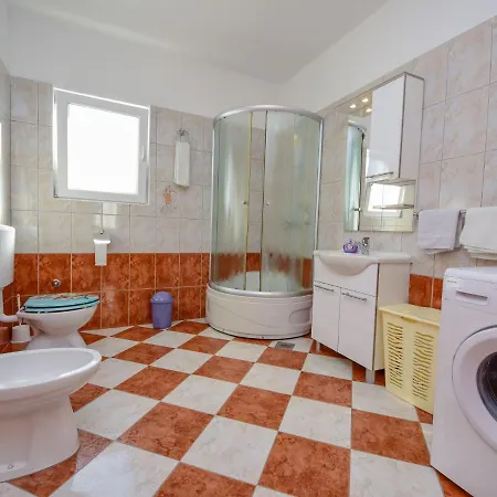 Ana By Interhome * Maslenica