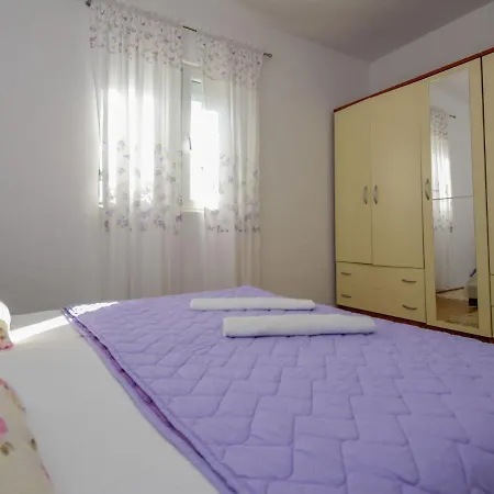 Ana By Interhome Maslenica