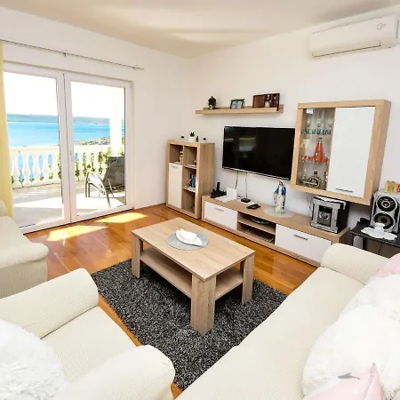 Ana By Interhome Casa de Férias Maslenica