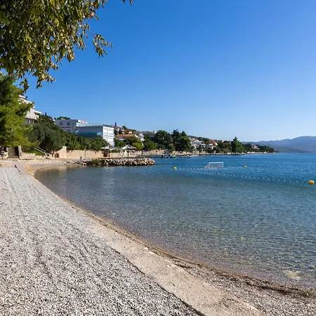 Ana By Interhome Maslenica