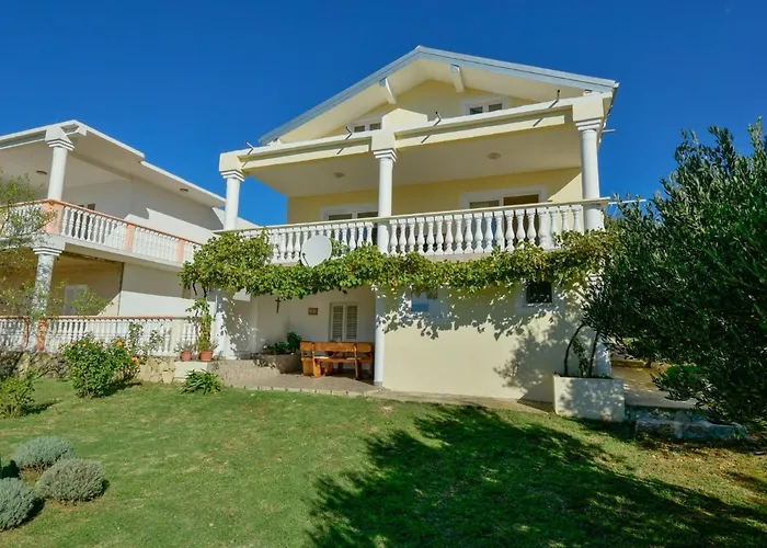 Semesterbostad Ana By Interhome Maslenica